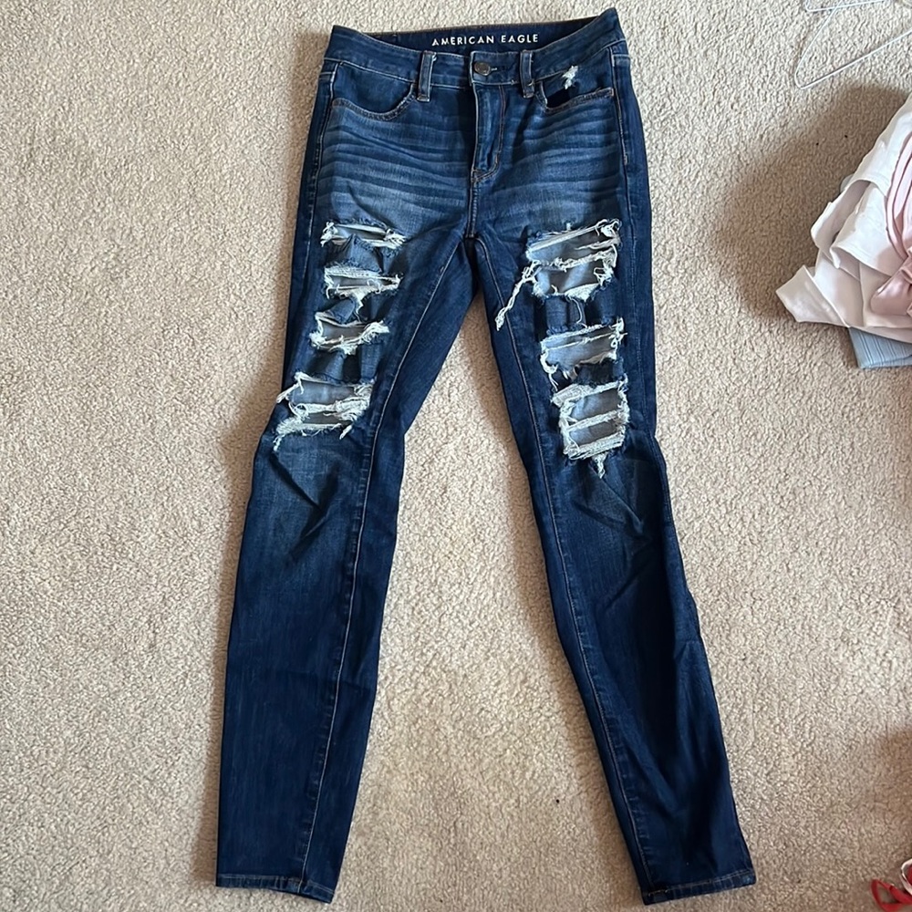 American eagle straight leg ripped jeans